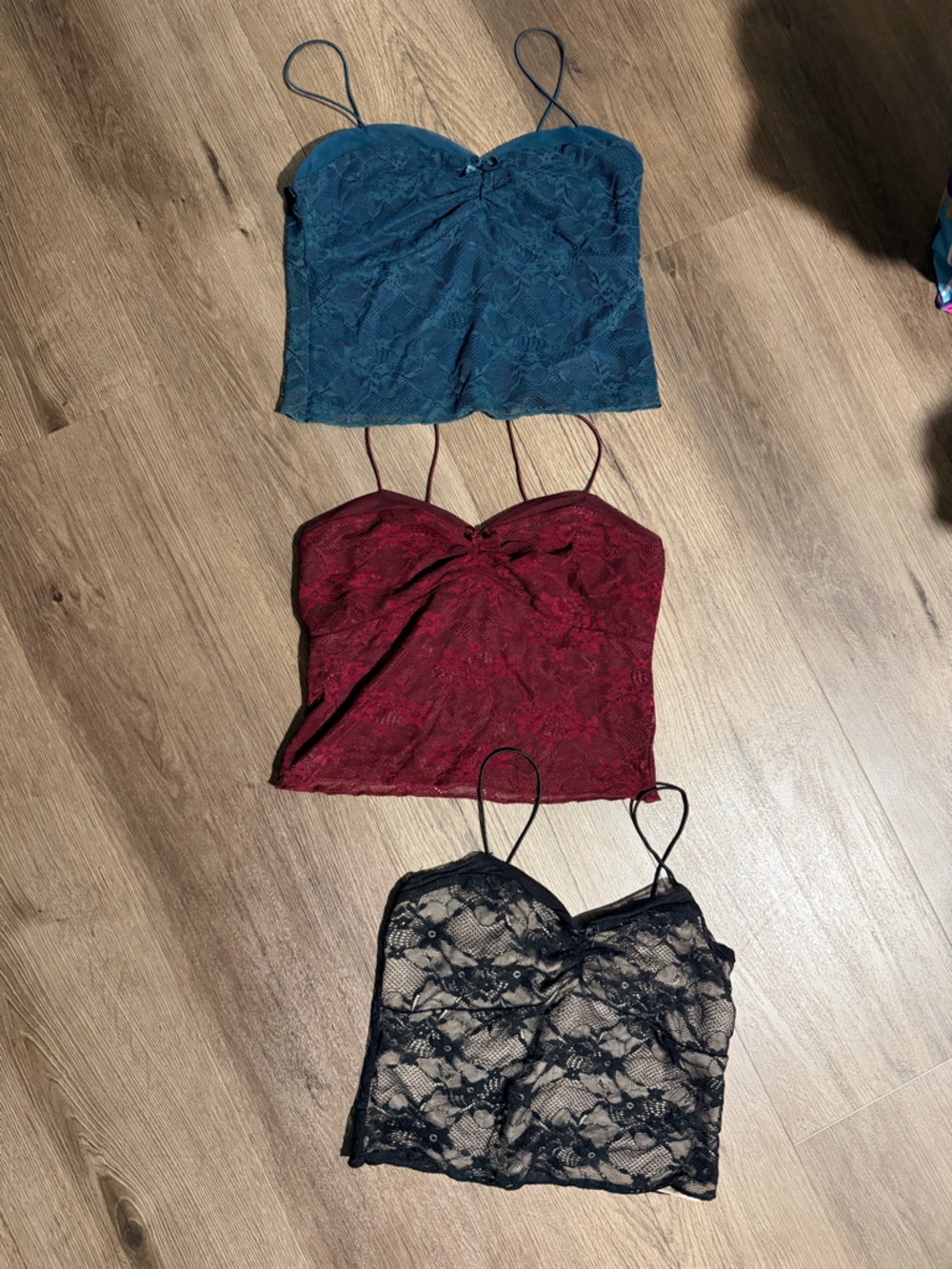 Lot of 3 wild fable lace crop camisol small floral festival tank